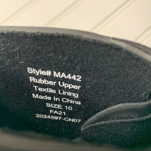 Madewell The Lace-Up Lugsole Rain Boot - Picture 5 of 11